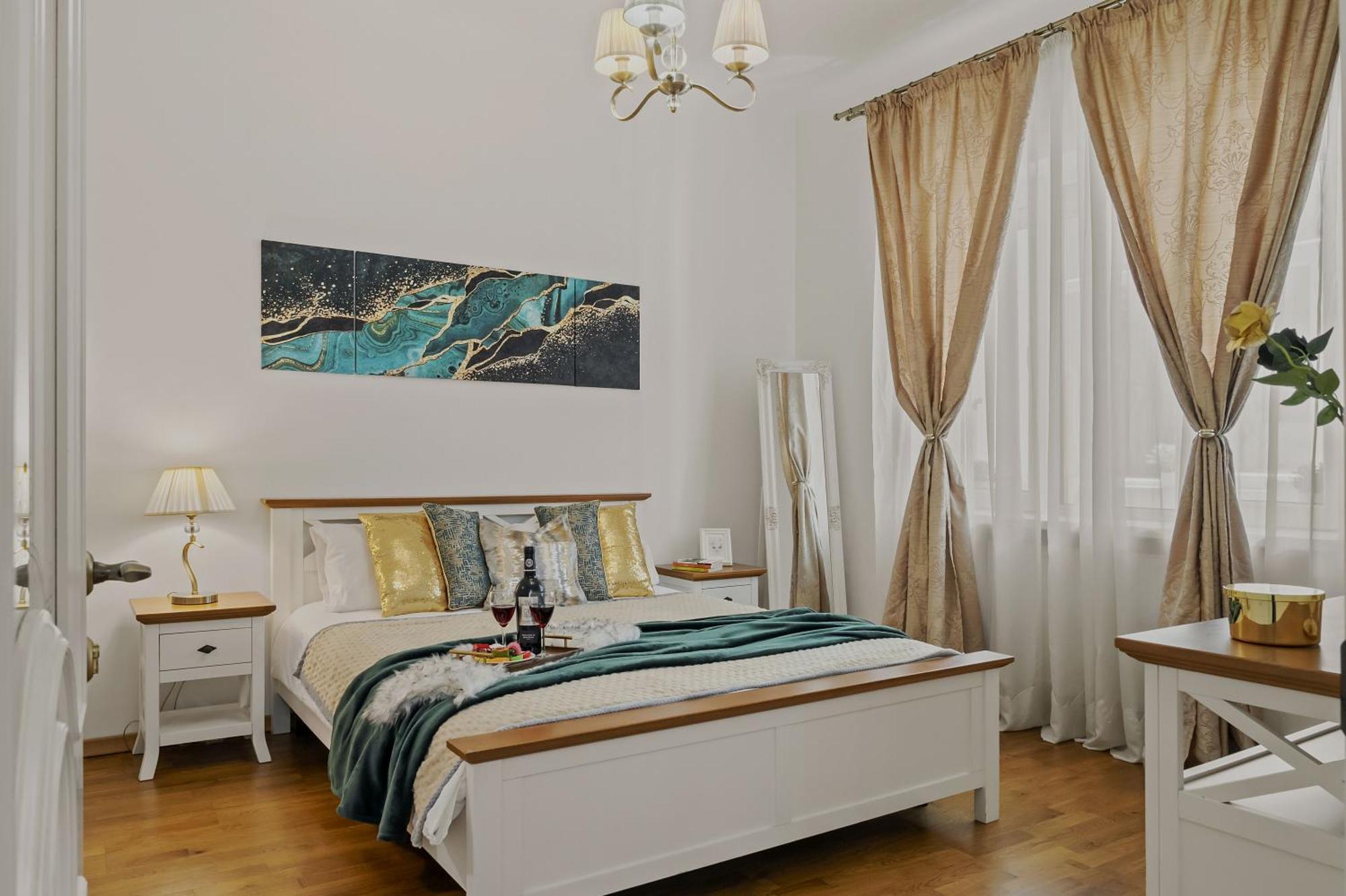 Sweet Luxury Three Rooms Apartment City Center Universitate Bukares Bagian luar foto