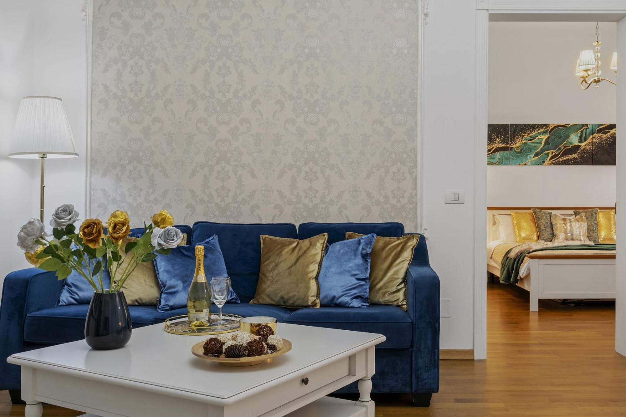 Sweet Luxury Three Rooms Apartment City Center Universitate Bukares Bagian luar foto