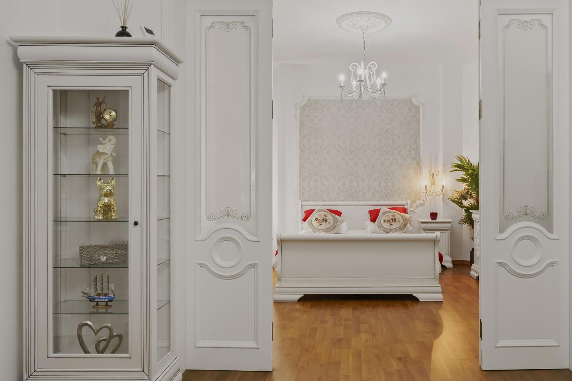 Sweet Luxury Three Rooms Apartment City Center Universitate Bukares Bagian luar foto
