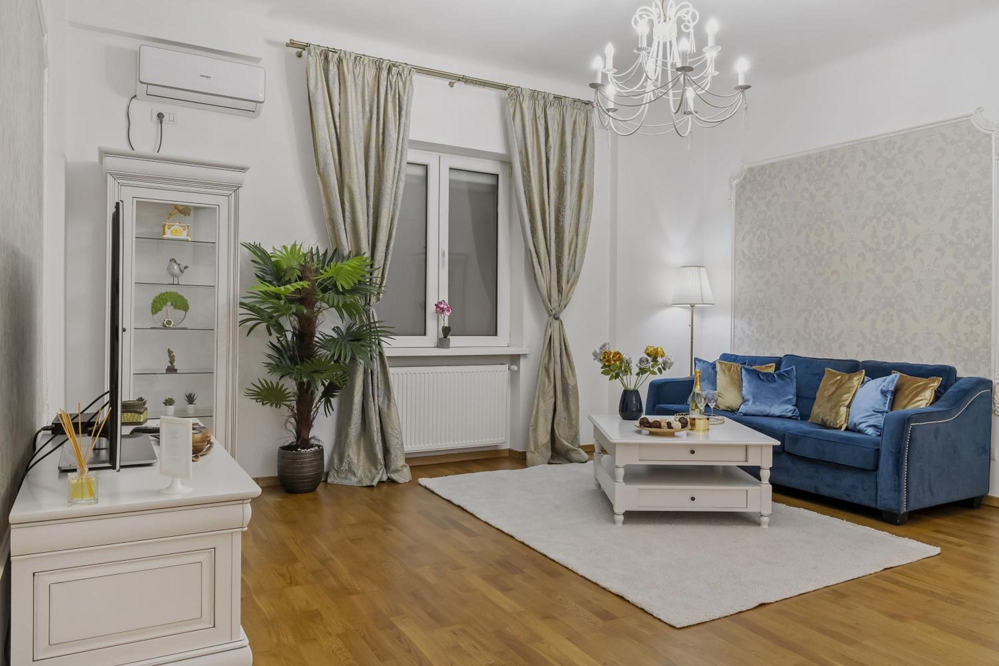 Sweet Luxury Three Rooms Apartment City Center Universitate Bukares Bagian luar foto